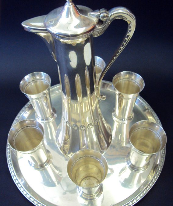 DI 10 – Conjunto Para Vinho com jarra, 6 copos e bandeja em Prata alemã Wmf estilo Art Decó
