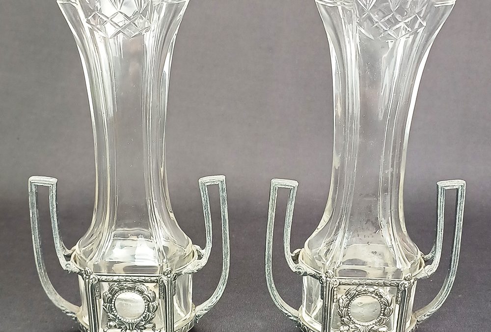CR 301 – Par de vasos ou vasinhos WMF banho de prata e cristal