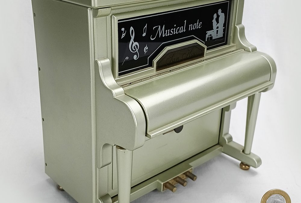 DI 160 – Caixa de música porta joias Vintage em forma de piano