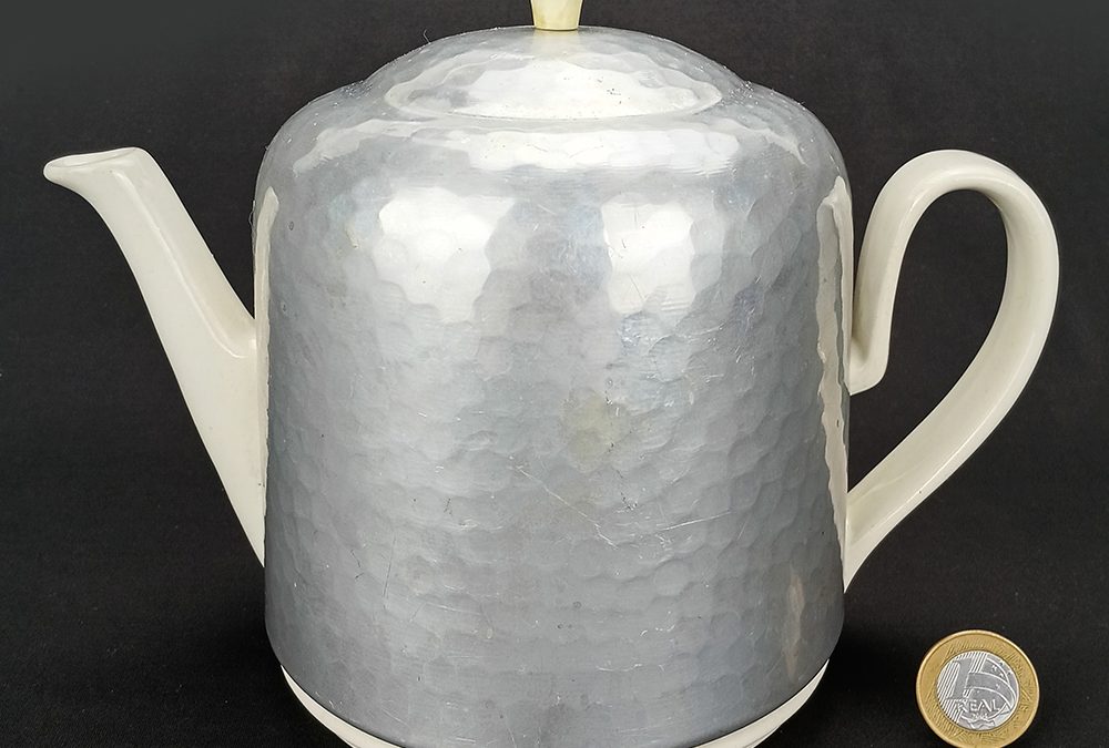 LO 03 – Bule térmico alemão em louça