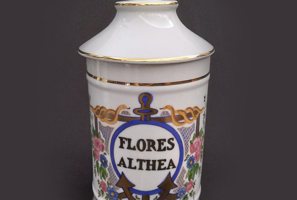 LO 145 – Pote ou boião antigo de farmácia FLORES ALTHEA em porcelana pintada à mão com flores, âncora e dourados